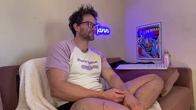 Show modela alexmannd na web-kameri