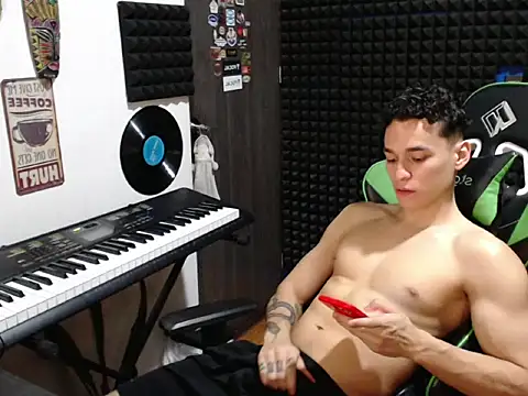 Gymbro42 webcam show