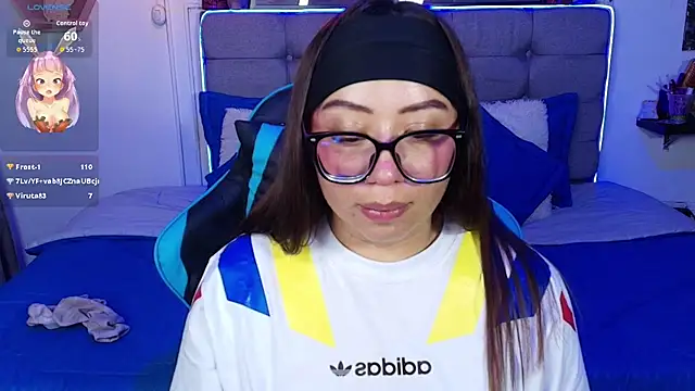 แชท XXX สดของ Kata_Bigboobs