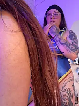 Kata_Bigboobs 在線直播表演