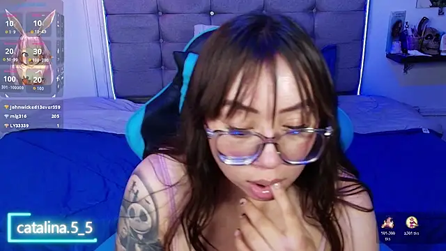 Kata_Bigboobs' Webcam Show