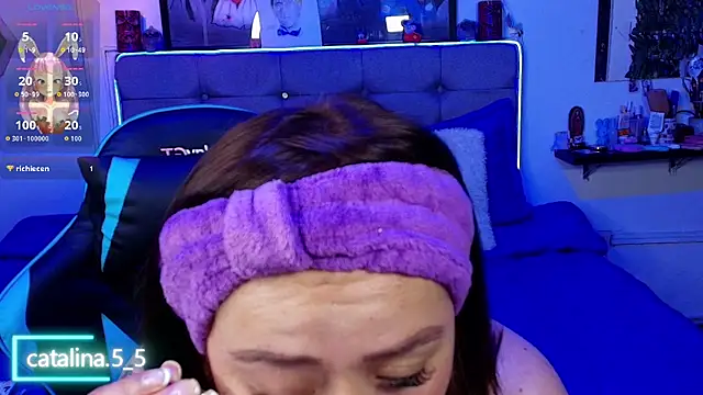 Kata_Bigboobs – Naživo XXX chat