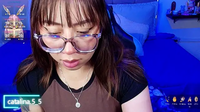 Kata_Bigboobs Adlı Modelin Canlı XXX Sohbeti