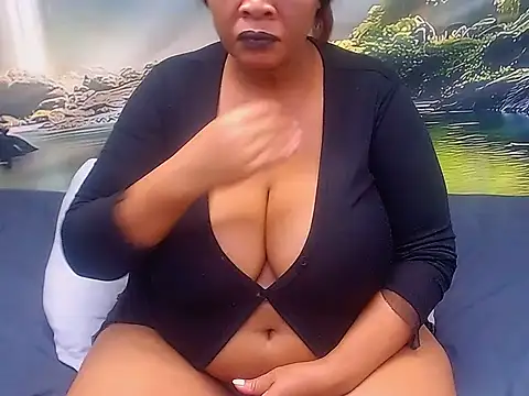 Chat +18 de BLACKMILF4U ao vivo