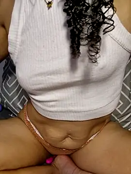 VelvetCurls' Webcam Show