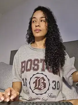 VelvetCurls' Webcam Show