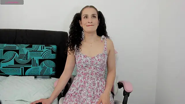دردشة Layla_Sia الجنسية المب اشرة