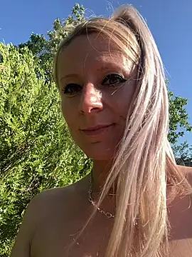 Chat XXX en directo de LaMadrina006