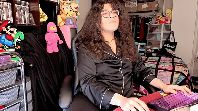 ShinyCherub Webcamshow