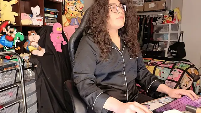 ShinyCherub Webcam Show