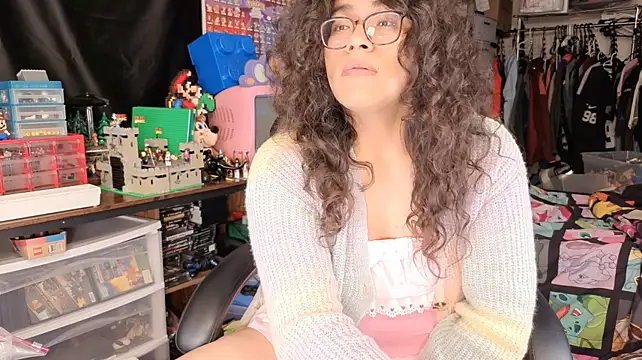 ShinyCherub webcam show
