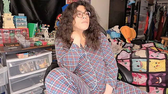 ShinyCherub Webcamshow
