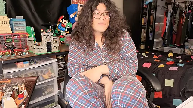 ShinyCherub's Webcam Show