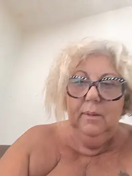 Show modela Merilulla na web-kameri