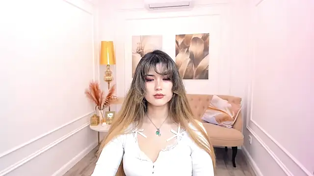 AnneTLi's Live XXX Chat