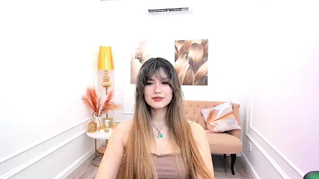 AnneTLi Adlı Modelin Canlı XXX Sohbeti