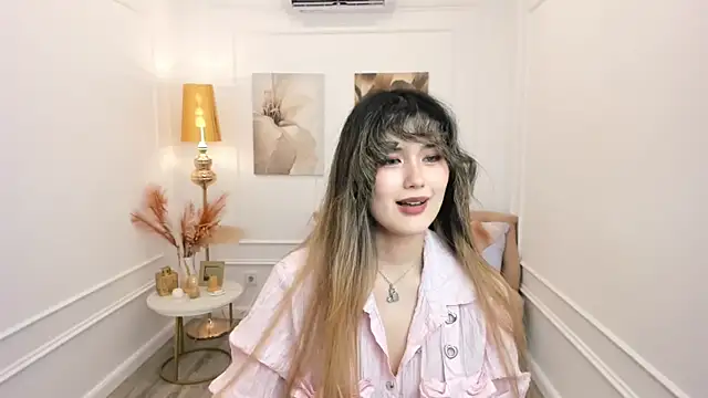 Chat XXX en directo de AnneTLi