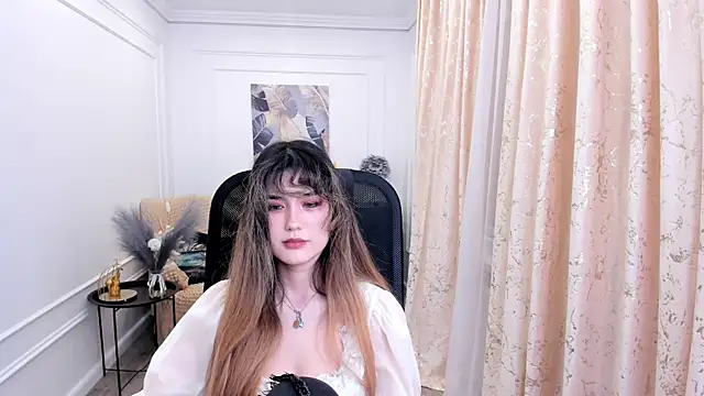 دردشة AnneTLi الجنسية المباشرة