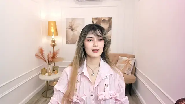 AnneTLi's Live XXX Chat