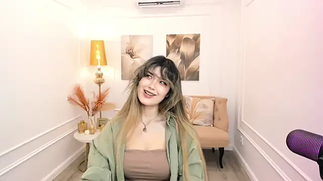 AnneTLi's Live XXX Chat