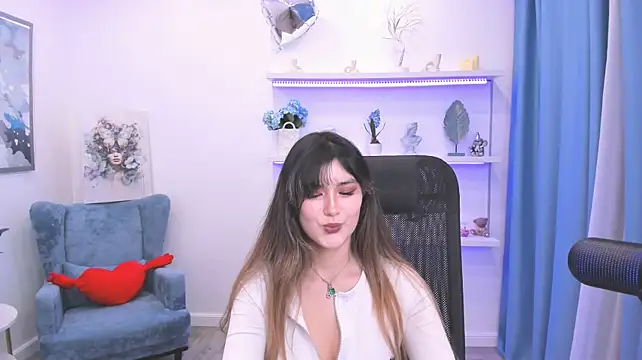 Онлайн чат XXX AnneTLi