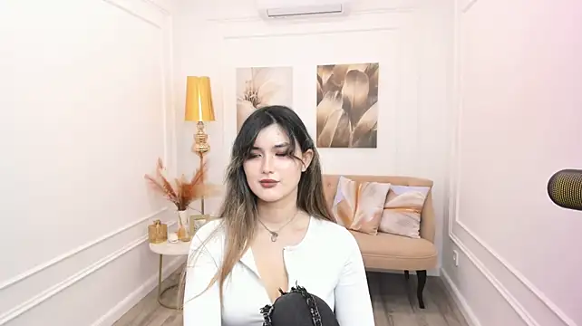AnneTLi Chat XXX in diretta