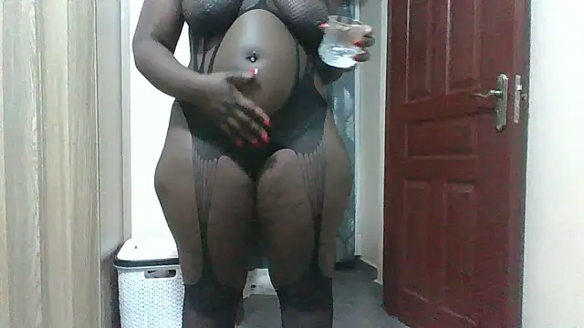Huge_Bootybae Live XXX-chat