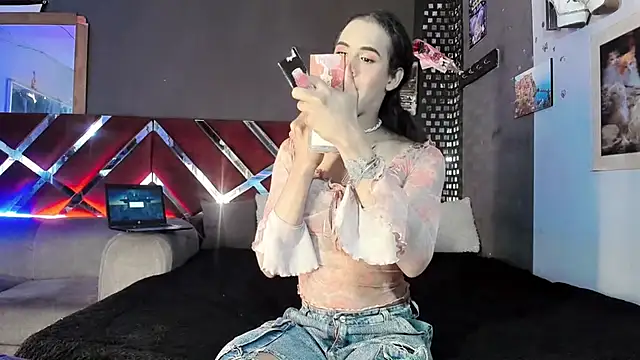 Webkamerová show Babylolatop