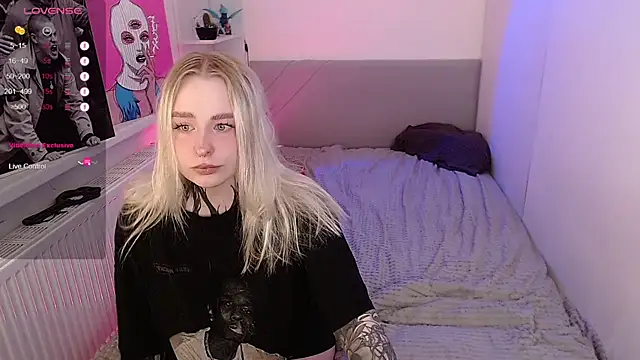 Show modela soalice na web-kameri