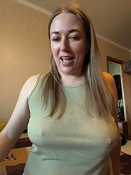 YourSweetRi's Webcam Show