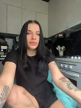 Queen_of_pain Adlı Modelin Web Kamerası Şovu