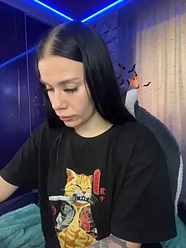 Queen_of_pain Show in webcam