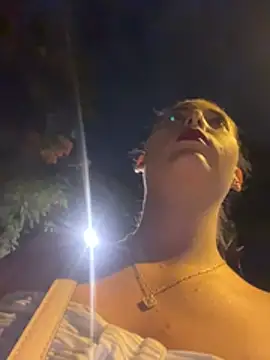 Pertunjukan Kamera Web StarLouise