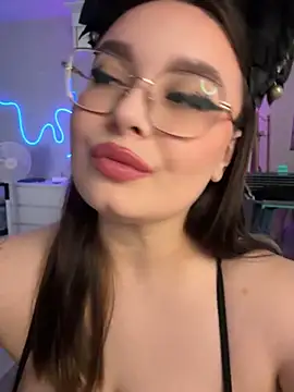 MoziRixis Chat XXX live