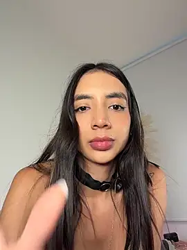 LillyThompson Live XXX-Chat