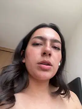 Nicollemays' Live XXX Chat