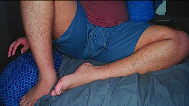 teaser4_ Show in webcam