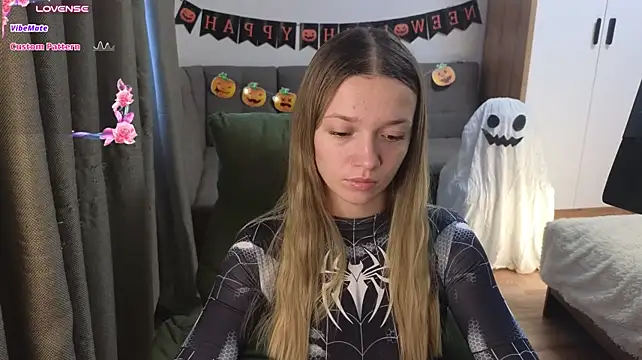 Tender-Mia Show in webcam