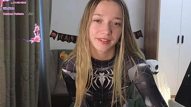عرض كام Tender-Mia