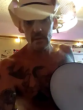 ClydeCan409's Webcam Show