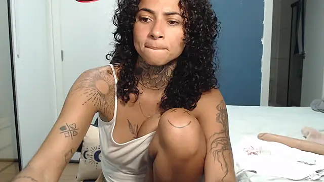 Chat XXX ao vivo de Aria_Fenice