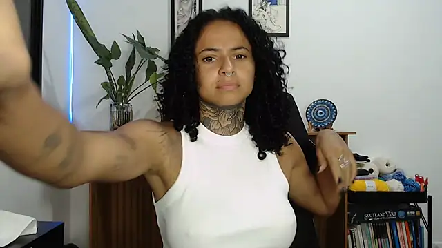 Show de Aria_Fenice na webcam