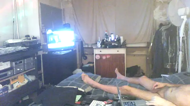 dazuk4513 Show in webcam
