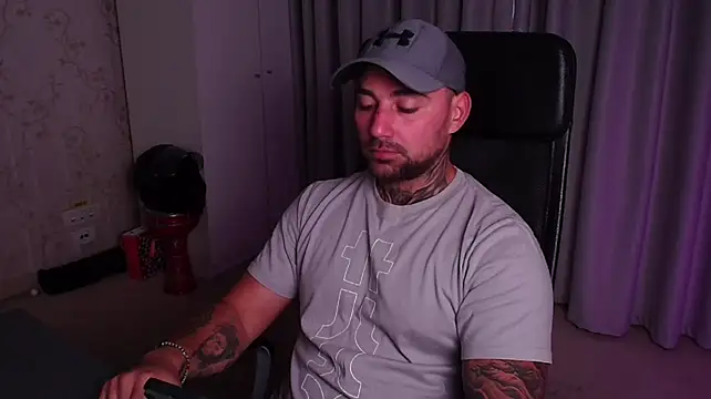 DuncanStone live XXX chat