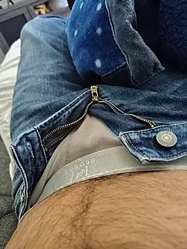 ellovol Show in webcam