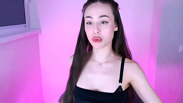 Živý XXX chat EmiliEliott