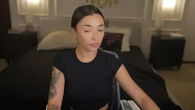 Jasmine_Flow – Kamerová šou