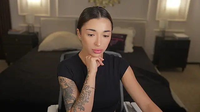 Jasmine_Flow webcam show