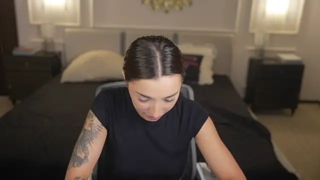 Jasmine_Flow: онлайн-секс-чат