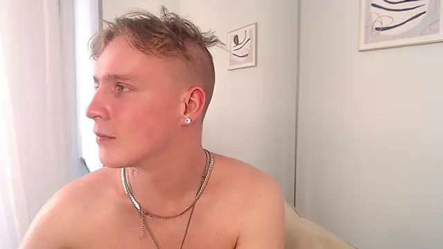 AlexxSweetのウェブカメラショー